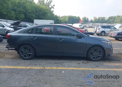2021 Kia Forte Gt-Line из США, поврежденный, VIN 3KPF34AD8ME386898